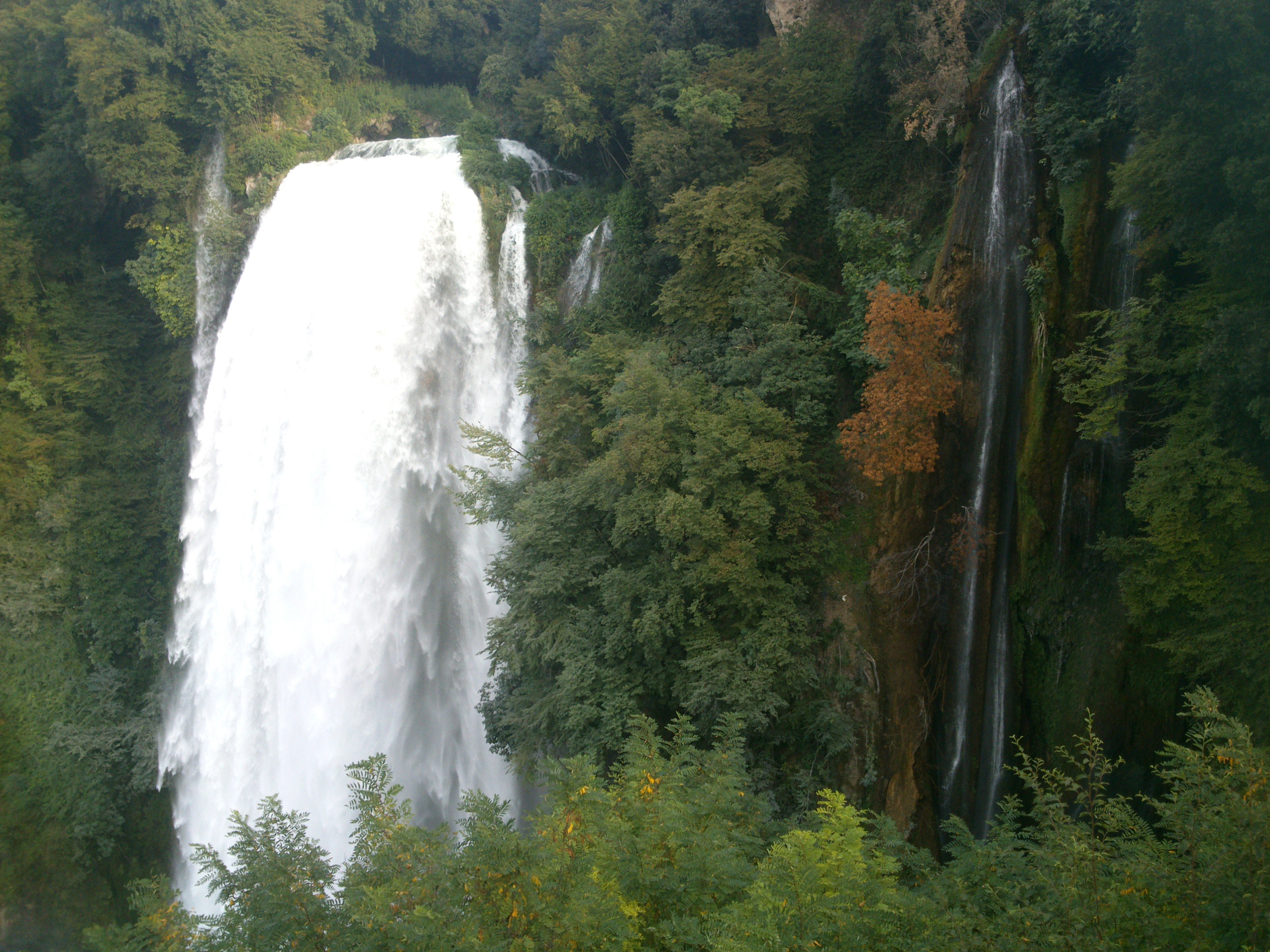 Cascata Marmore