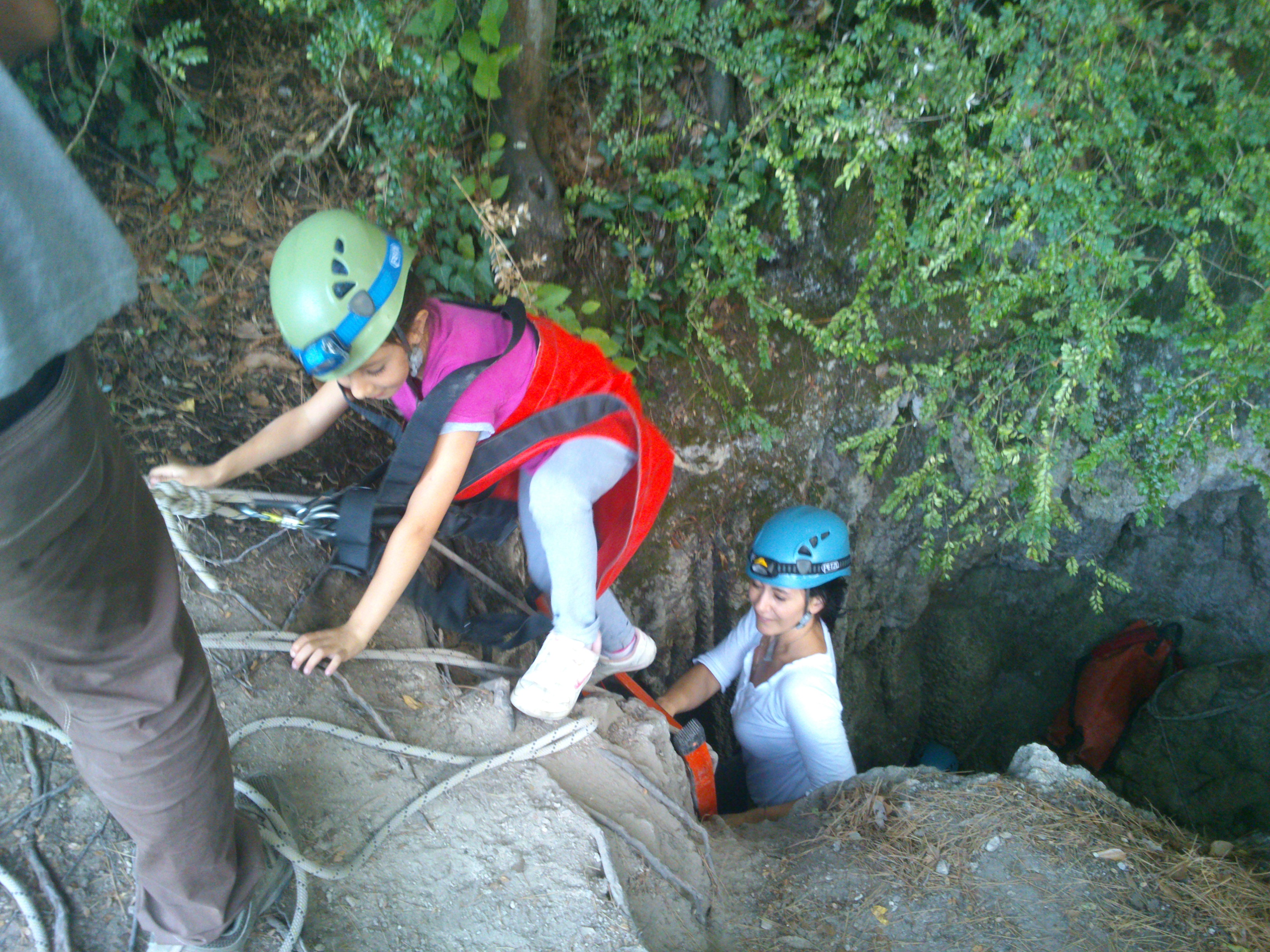 Piccoli visitatori speleologi